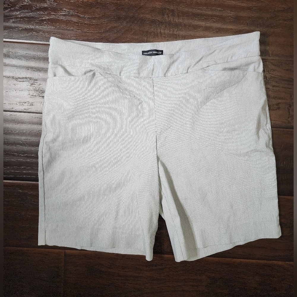Hilary Radley Blue Pinstripe Stretchy Womens Shorts
